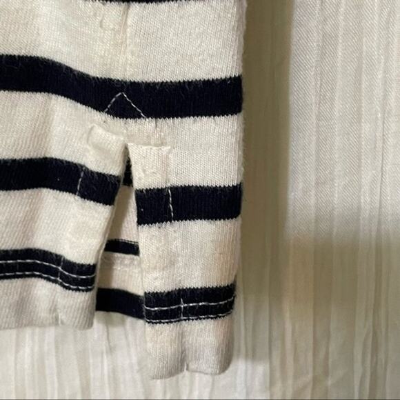 Banana Republic Shirt Medium Stripe Embellished Scoop Neckline Navy White - Picture 9 of 12